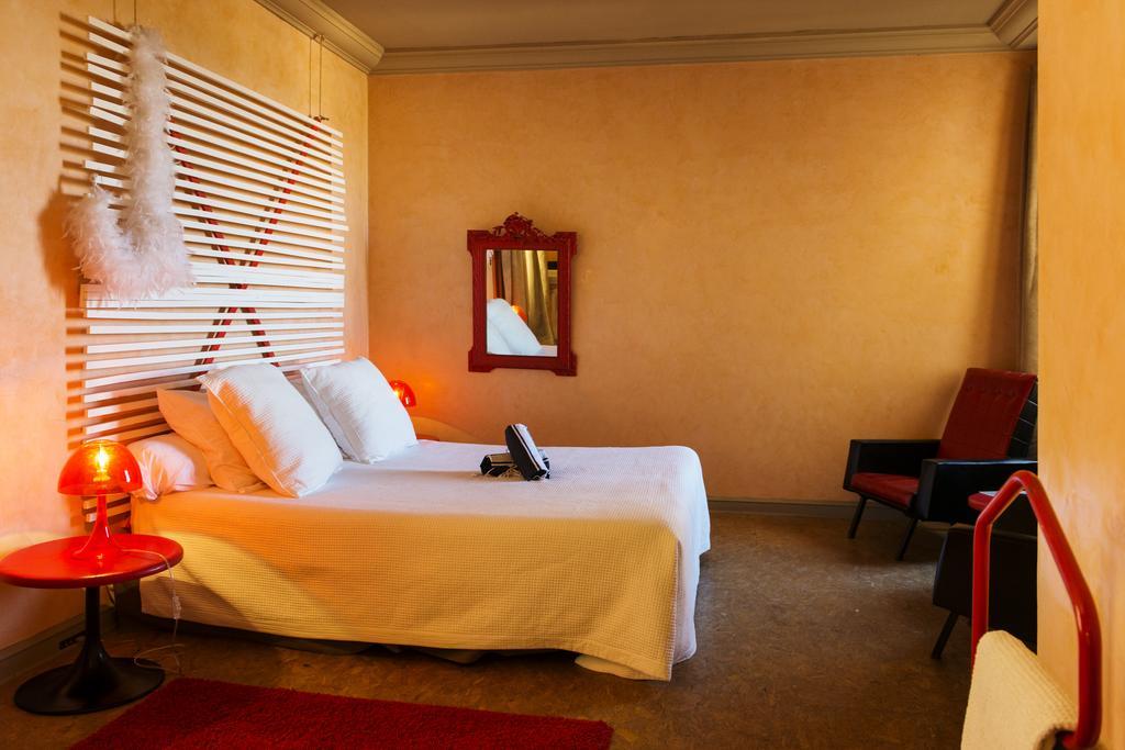 Hotel Castel Pierre Lisse Hyères Zewnętrze zdjęcie
